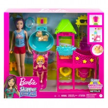 Barbie Niñera en Parque Acuático