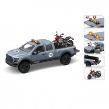 Camioneta Pick Up con Moto