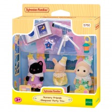 Amigos Guardería Fiesta Pijama Sylvanian