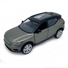 Coche Volvo XC40 con Pullback
