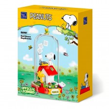 Construcción Casa Roja Snoopy