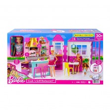 Restaurante con Muñeca Barbie