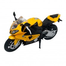 Moto BMW Amarilla